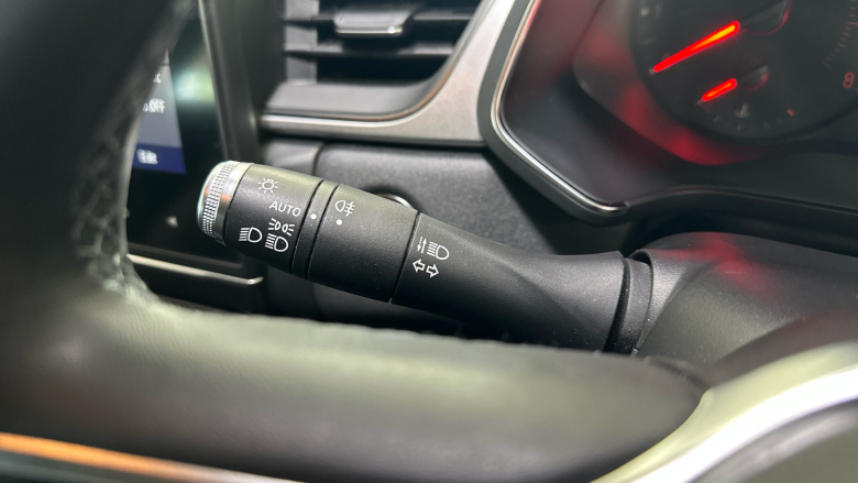 Renault Captur 1.0 TCE 100 Iconic 5dr Petrol Hatchback